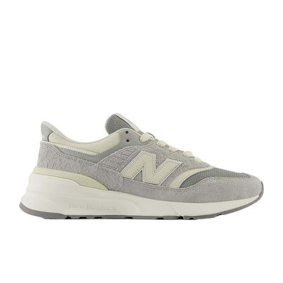 New Balance Women's 997 Shoe