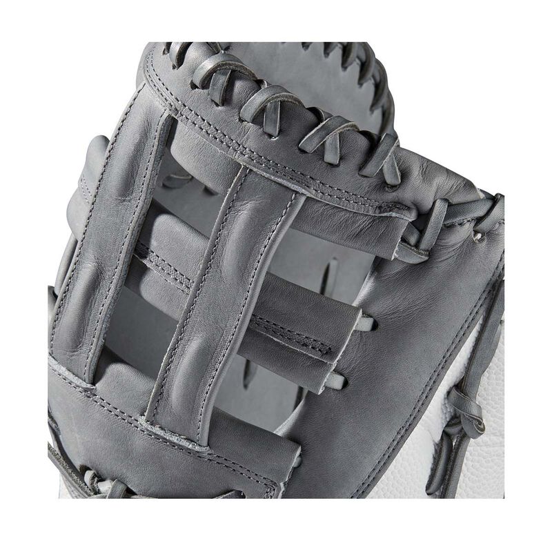 Wilson 12.5" A2000FP Fastpitch 1st Base Mitt image number 4