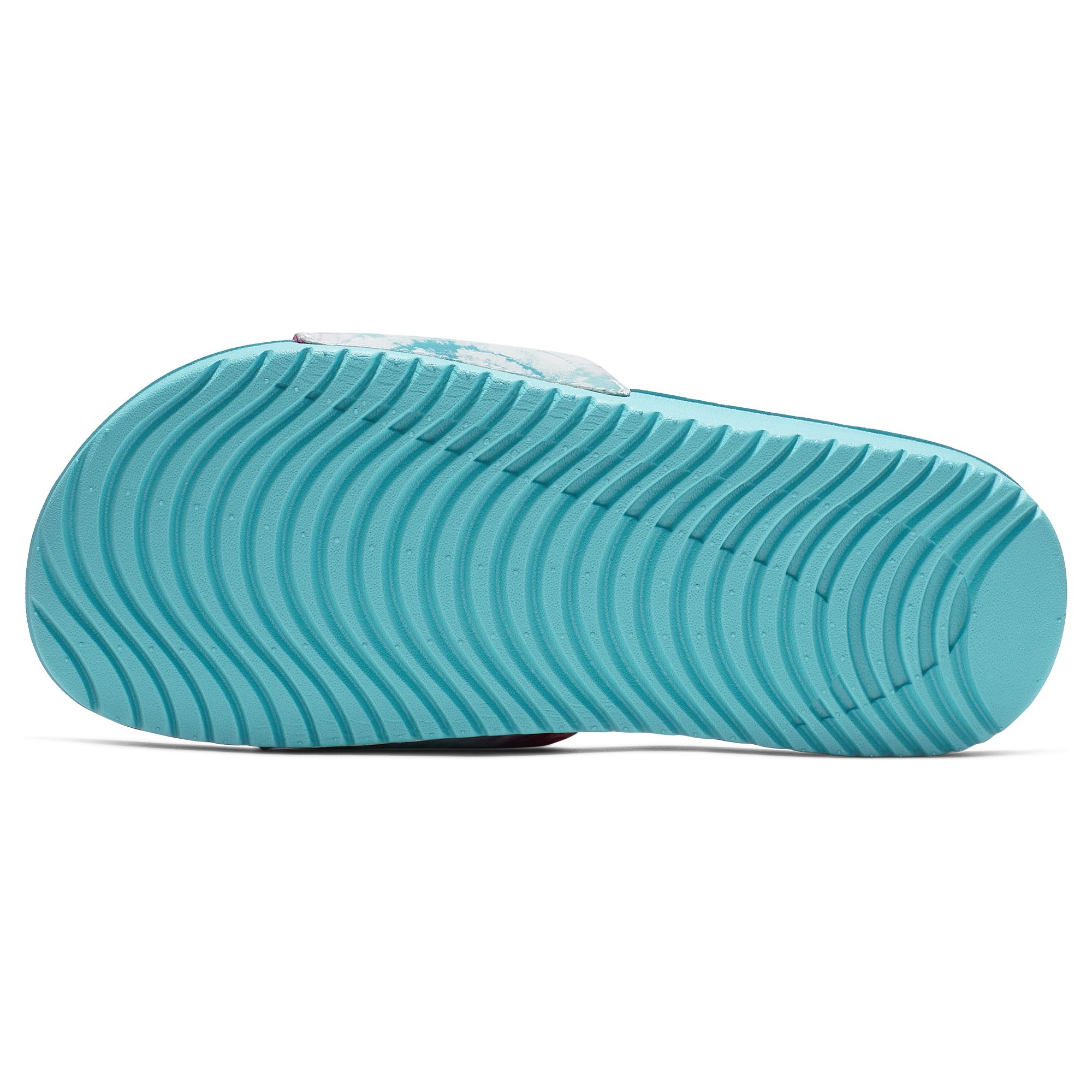 kolhapuri chappal paragon